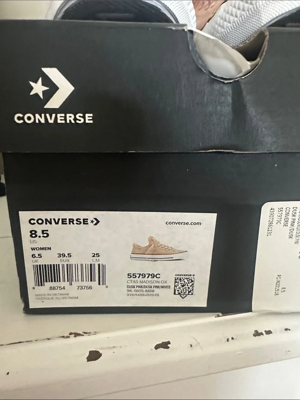 NWT Women’s Converse Madison Ox Dusk Pink/White Low Top Canvas Sneakers Size 8.5